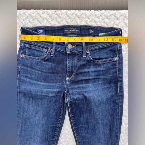 Lucky Brand Dark Blue Indigo Wash Stella Skinny Jeans Size 26 Classic EUC Denim - Picture 6 of 12